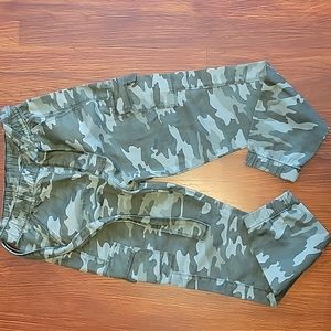 Girl's jogger pants